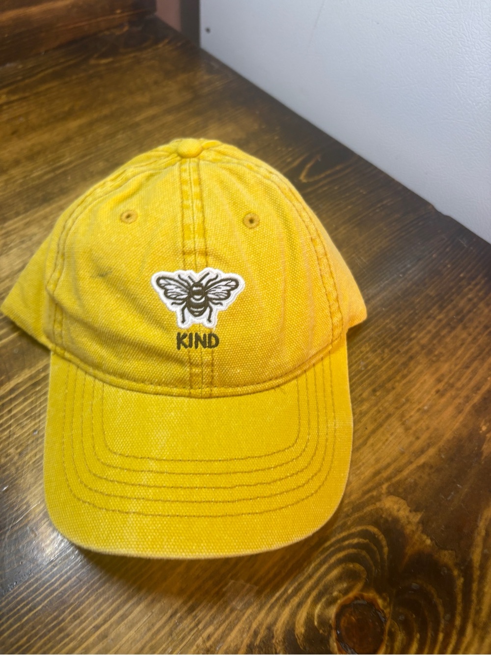 No boundaries Be kind gold hat